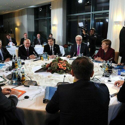 Putin Merkel Dinner